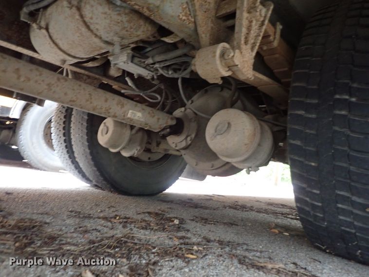 image for item DB7719 2000 Blue Bird TC2000 school bus