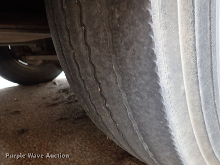 image for item DB7719 2000 Blue Bird TC2000 school bus