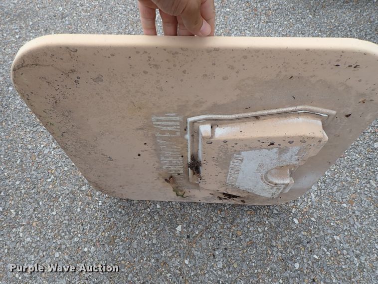 image for item DB7720 1999 Blue Bird TC2000 school bus