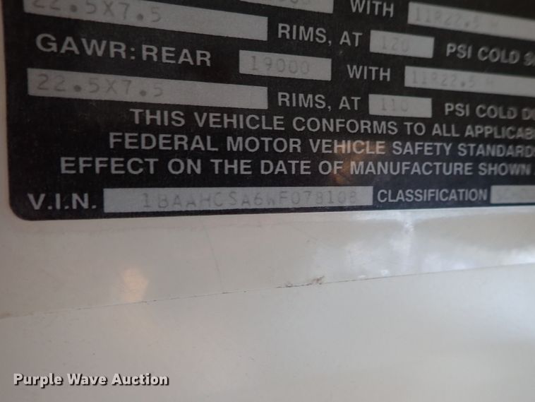 image for item DB7721 1998 Blue Bird TC2000 school bus