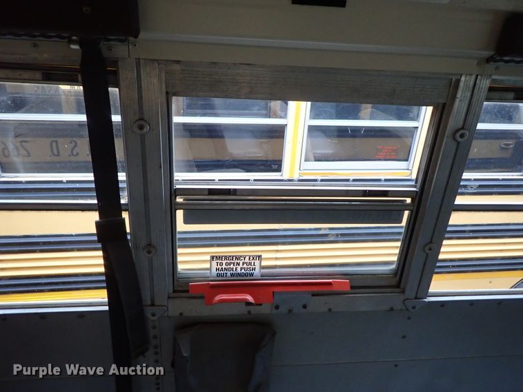 image for item DB7721 1998 Blue Bird TC2000 school bus