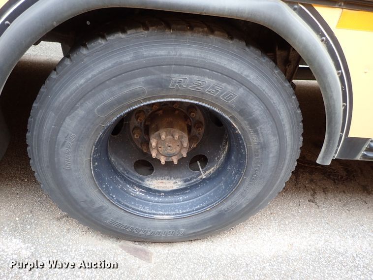 image for item DB7721 1998 Blue Bird TC2000 school bus