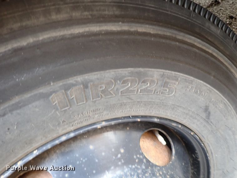 image for item DB7721 1998 Blue Bird TC2000 school bus