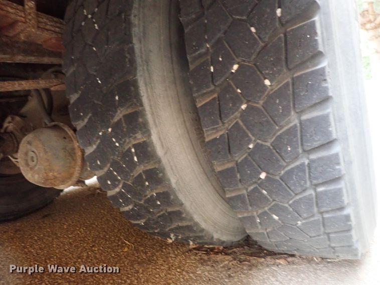 image for item DB7721 1998 Blue Bird TC2000 school bus