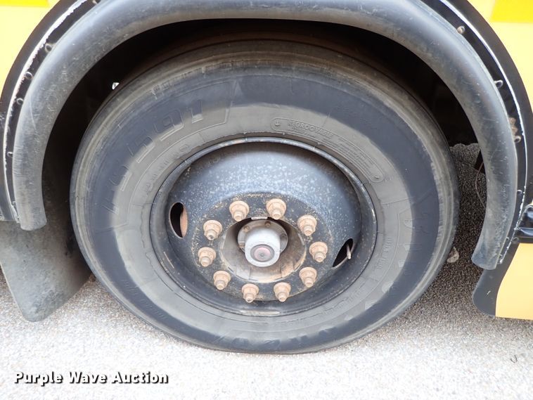 image for item DB7722 2002 Blue Bird TC2000 school bus