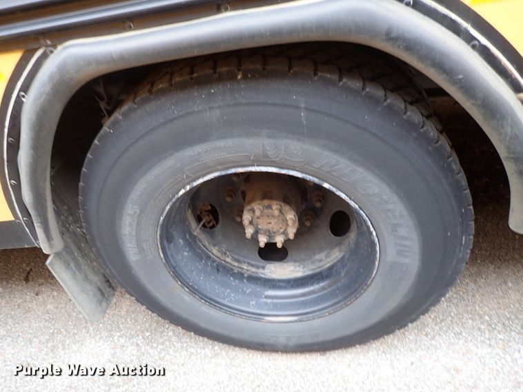 image for item DB7722 2002 Blue Bird TC2000 school bus