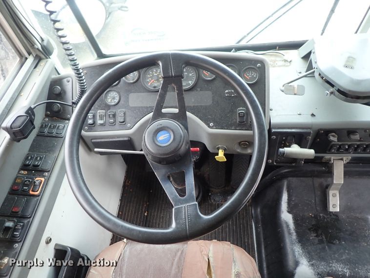 image for item DB7723 2002 Blue Bird TC2000 school bus