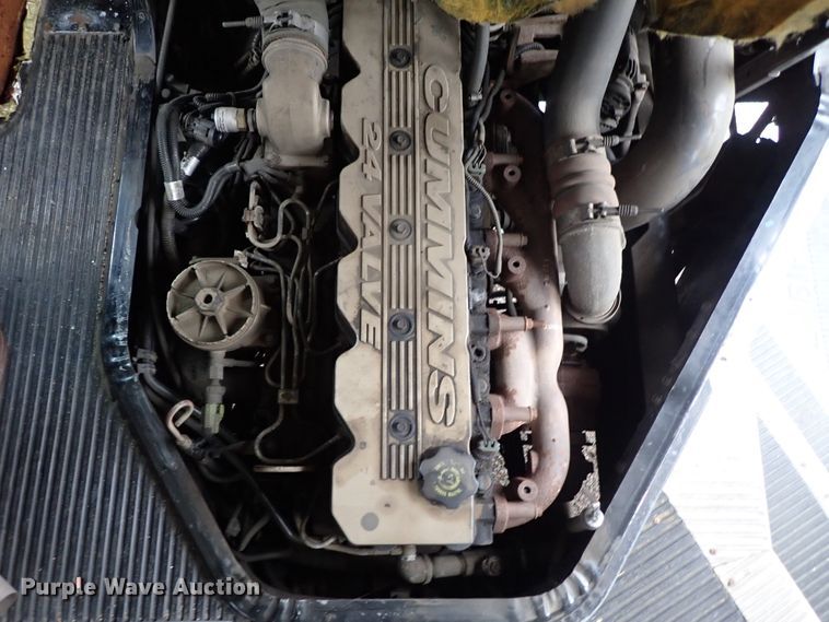 image for item DB7723 2002 Blue Bird TC2000 school bus