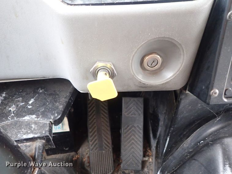 image for item DB7723 2002 Blue Bird TC2000 school bus