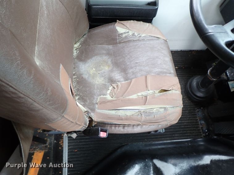 image for item DB7723 2002 Blue Bird TC2000 school bus