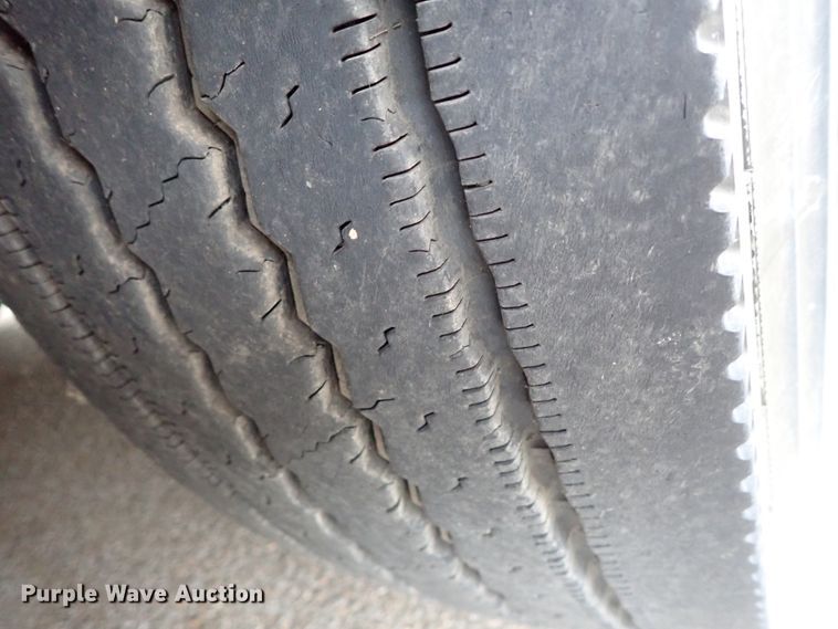 image for item DB7723 2002 Blue Bird TC2000 school bus