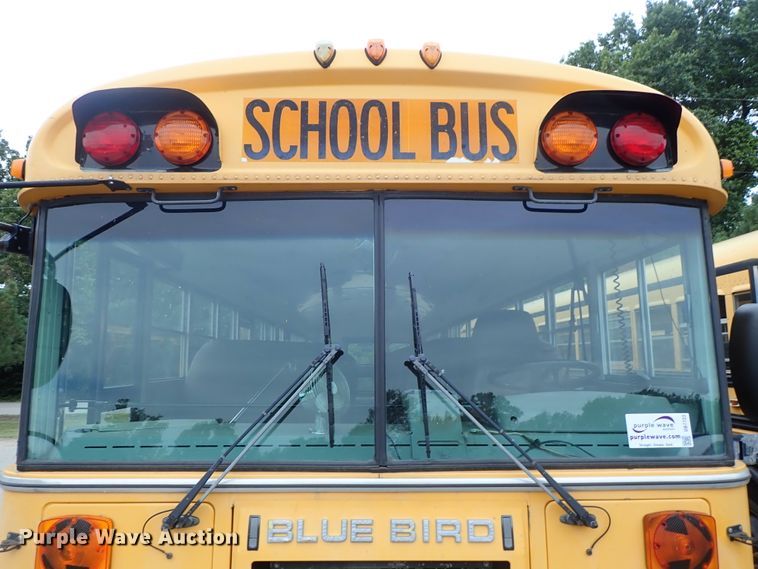 image for item DB7723 2002 Blue Bird TC2000 school bus