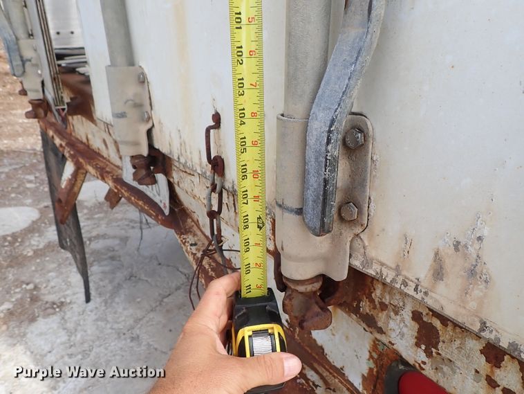 image for item DB7724 1986 Bocats TWS50V0 walking floor trailer