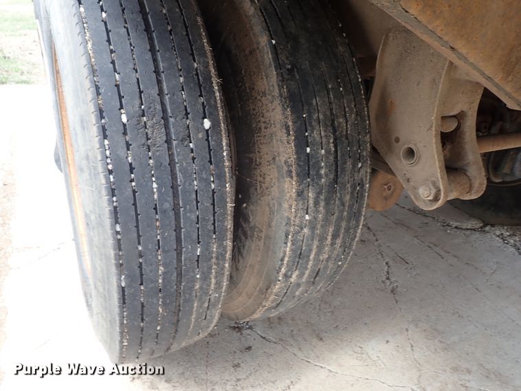 image for item DB7724 1986 Bocats TWS50V0 walking floor trailer