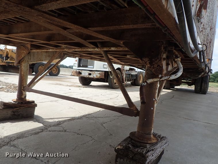 image for item DB7724 1986 Bocats TWS50V0 walking floor trailer