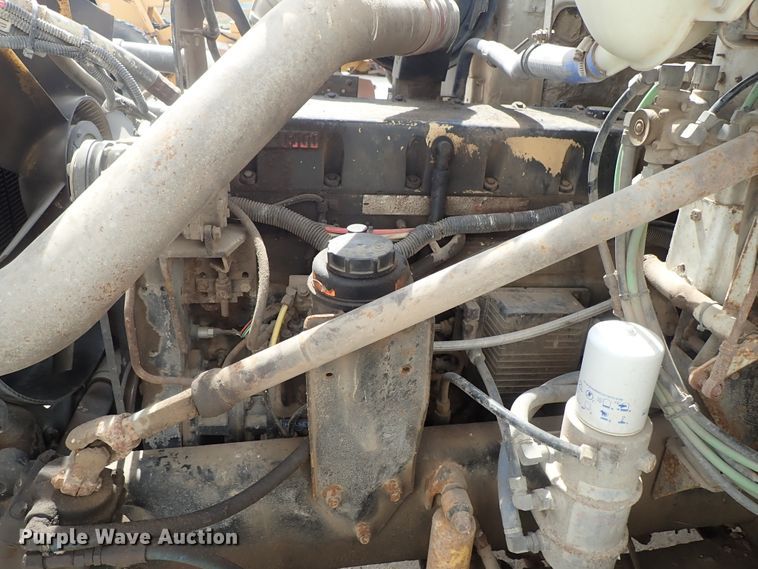 image for item DB7725 1995 White GMC WG semi truck