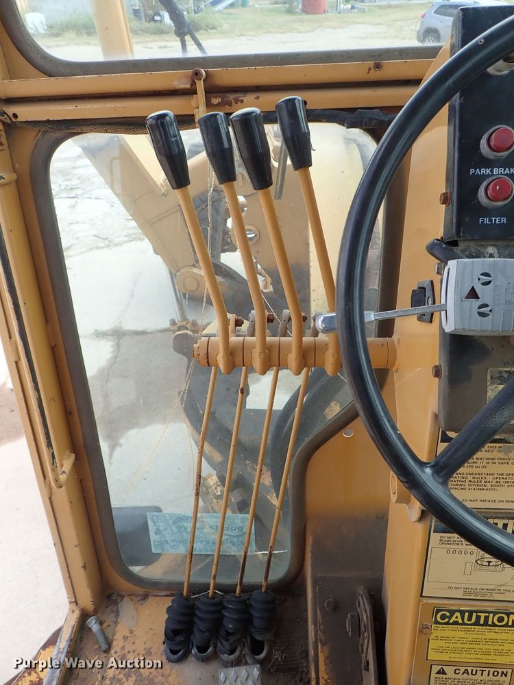 image for item DB7726 1988 Dresser A500E motor grader