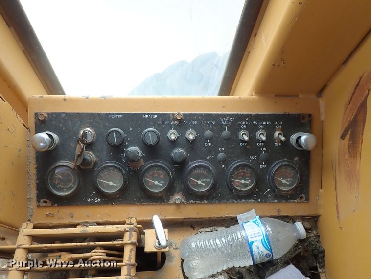 image for item DB7726 1988 Dresser A500E motor grader