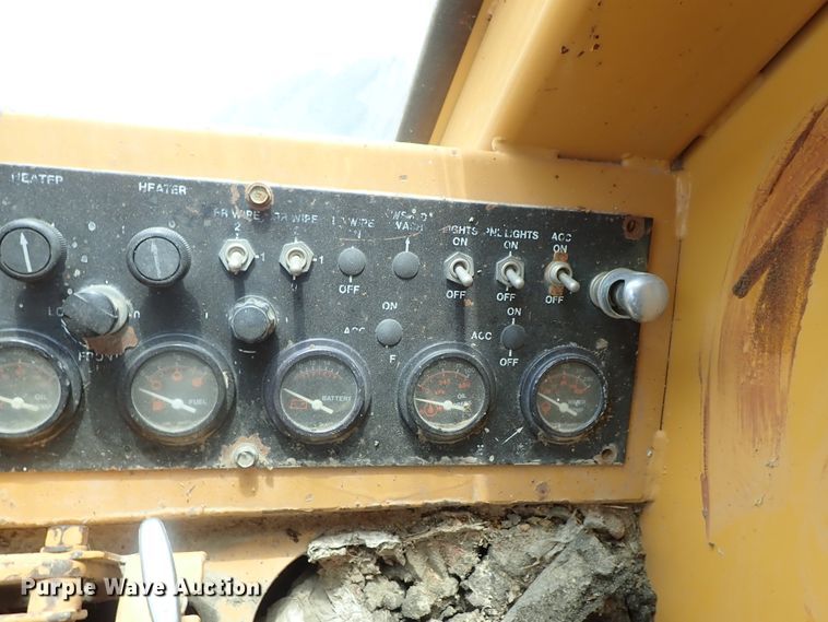 image for item DB7726 1988 Dresser A500E motor grader