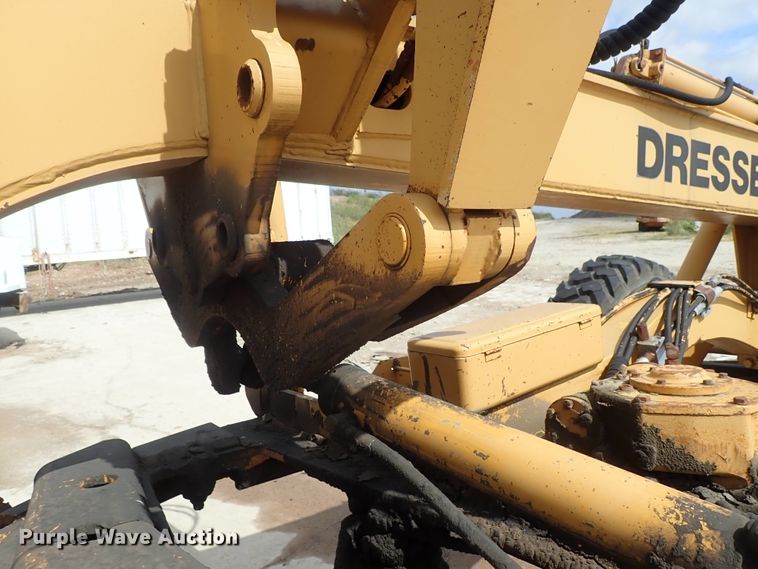 image for item DB7726 1988 Dresser A500E motor grader