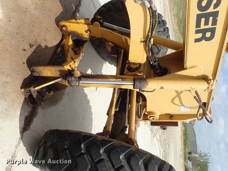 image for item DB7726 1988 Dresser A500E motor grader