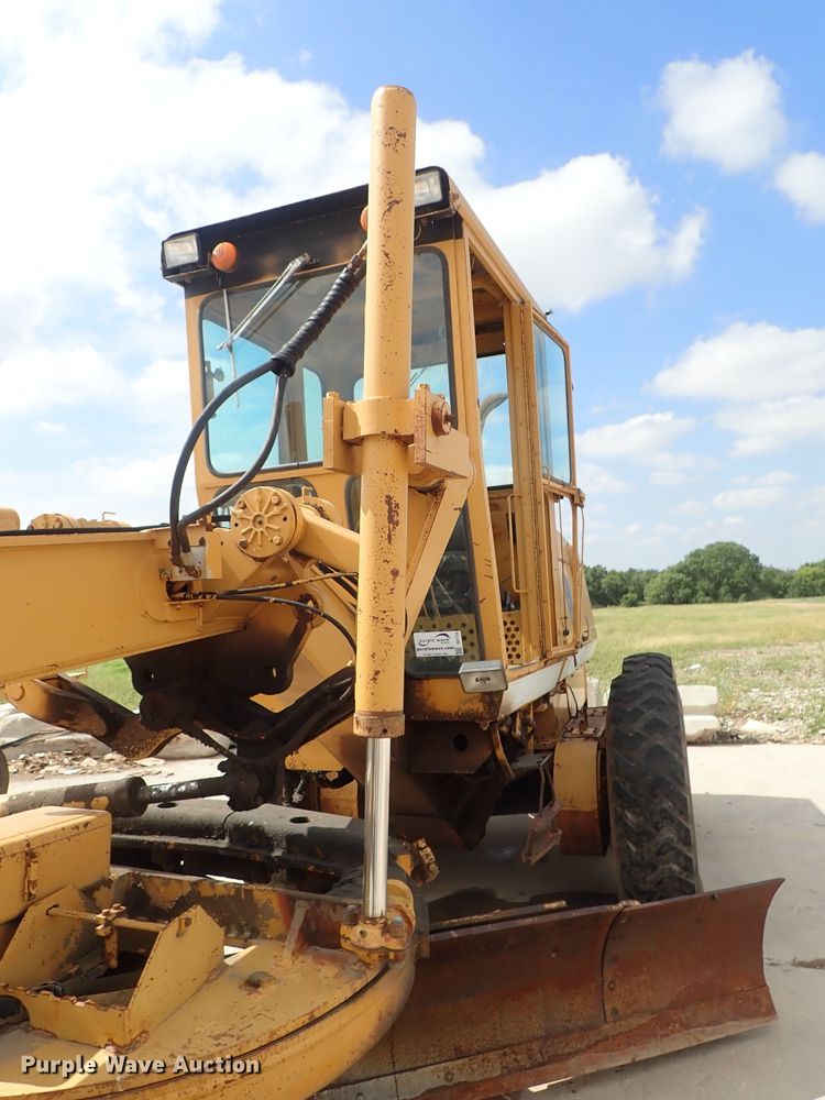 image for item DB7726 1988 Dresser A500E motor grader