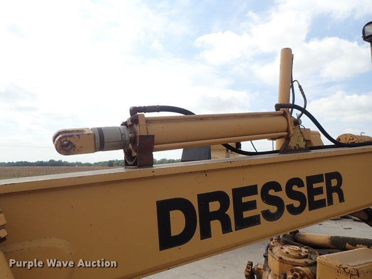 image for item DB7726 1988 Dresser A500E motor grader