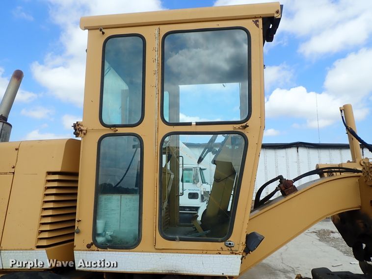 image for item DB7726 1988 Dresser A500E motor grader