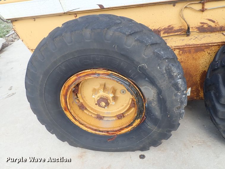 image for item DB7726 1988 Dresser A500E motor grader