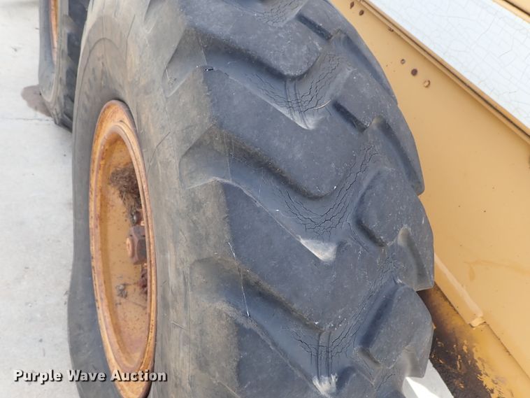 image for item DB7726 1988 Dresser A500E motor grader