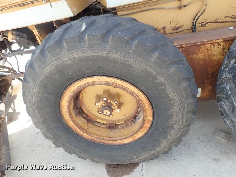 image for item DB7726 1988 Dresser A500E motor grader