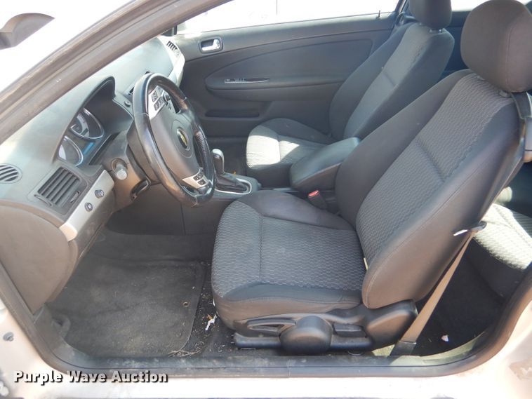image for item DD4460 2009 Chevrolet Cobalt LS