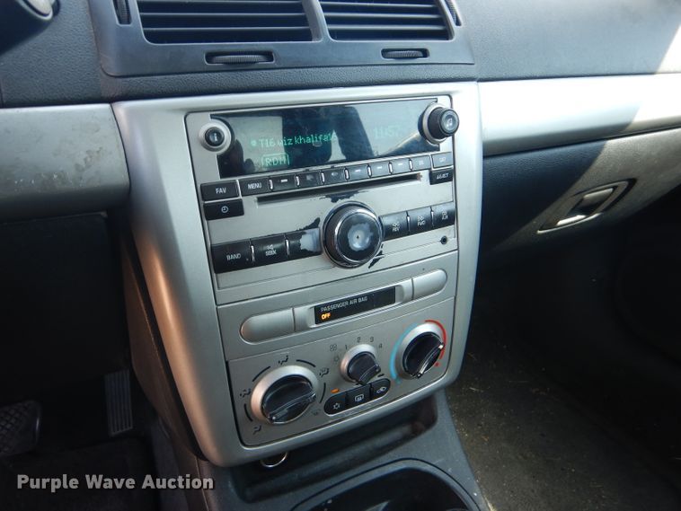 image for item DD4460 2009 Chevrolet Cobalt LS