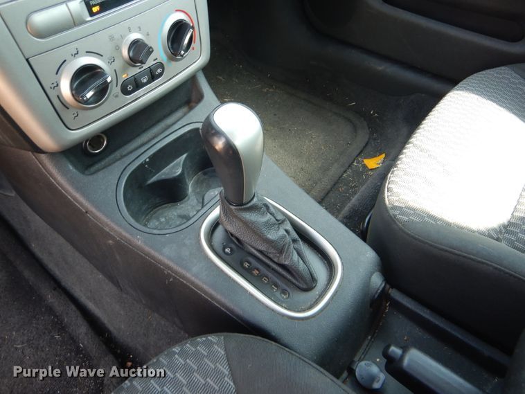 image for item DD4460 2009 Chevrolet Cobalt LS