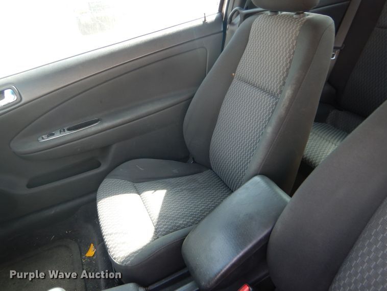 image for item DD4460 2009 Chevrolet Cobalt LS