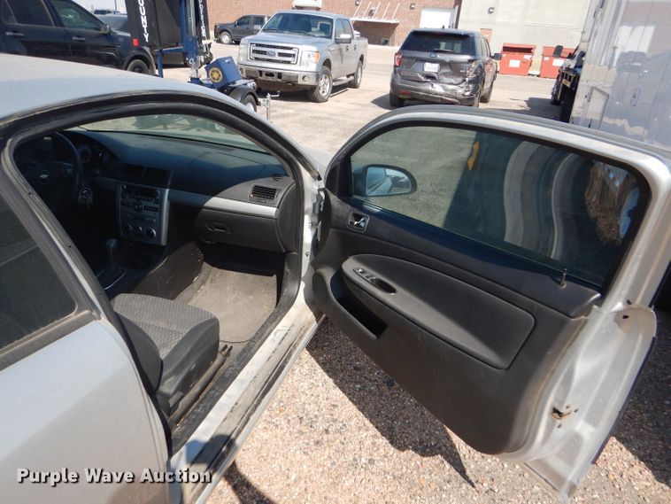 image for item DD4460 2009 Chevrolet Cobalt LS