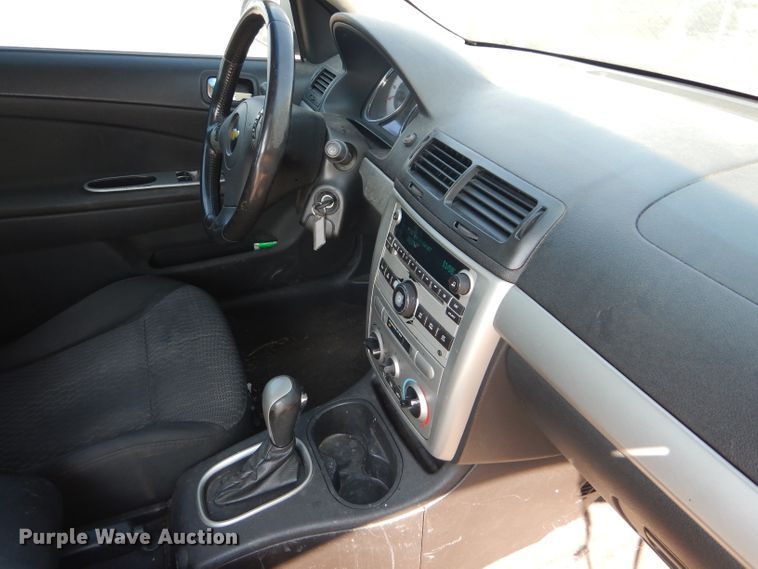 image for item DD4460 2009 Chevrolet Cobalt LS