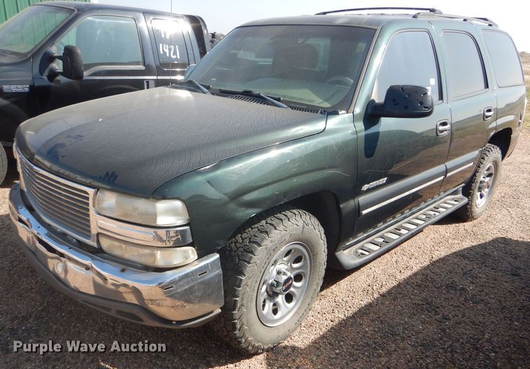 image for item DD4461 2001 Chevrolet Tahoe SUV