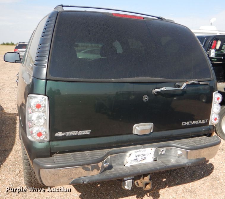 image for item DD4461 2001 Chevrolet Tahoe SUV
