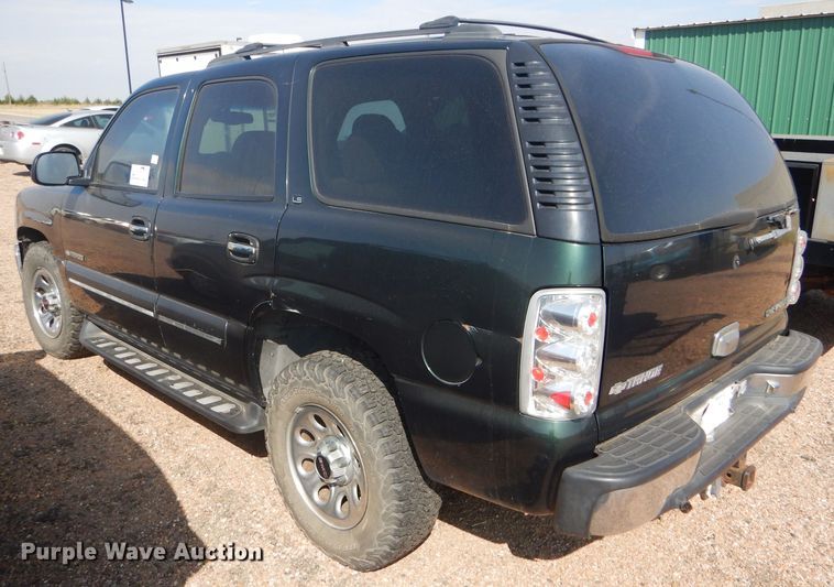 image for item DD4461 2001 Chevrolet Tahoe SUV