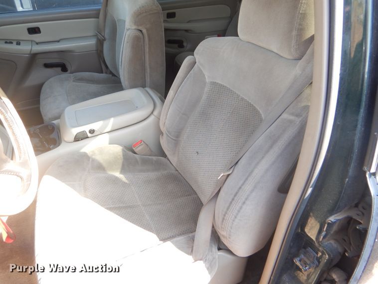 image for item DD4461 2001 Chevrolet Tahoe SUV