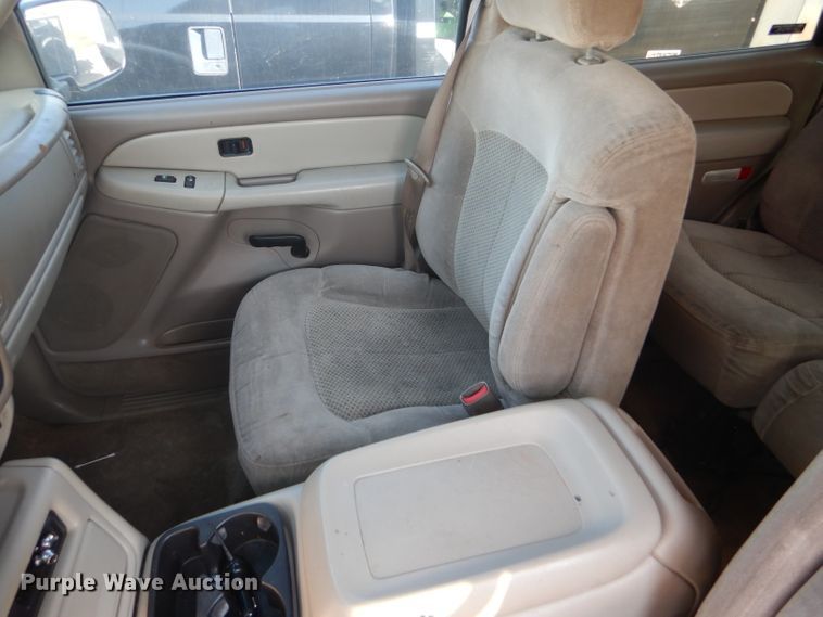 image for item DD4461 2001 Chevrolet Tahoe SUV