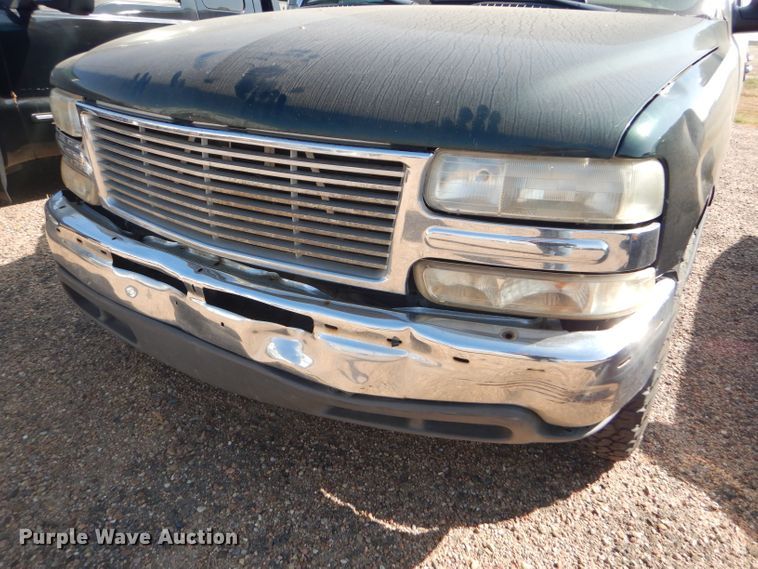 image for item DD4461 2001 Chevrolet Tahoe SUV