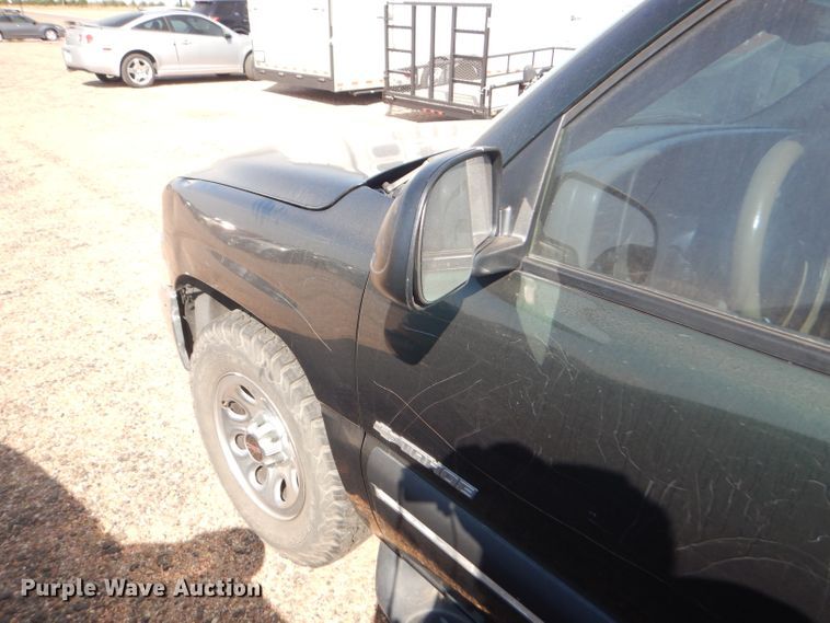 image for item DD4461 2001 Chevrolet Tahoe SUV