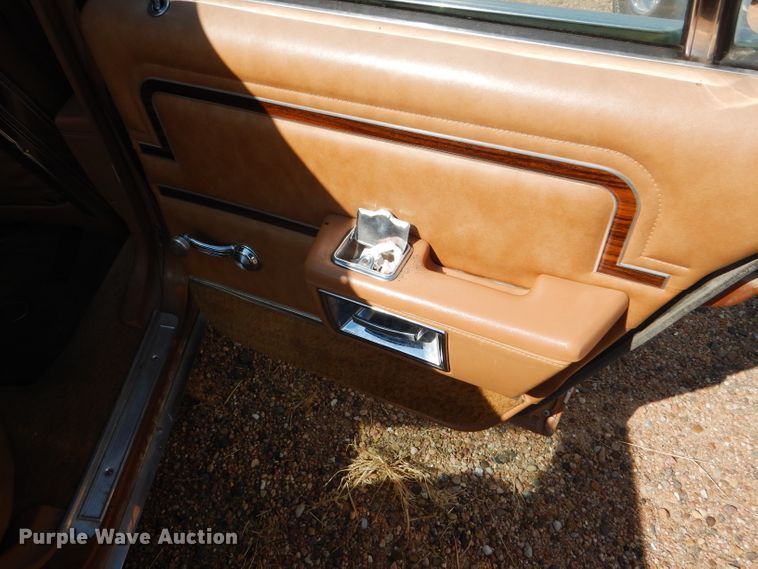 image for item DD4464 1978 Buick LeSabre Custom