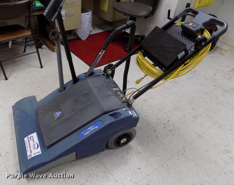 image for item DE0458 Powr-Flite Piranha PF2028 vacuum