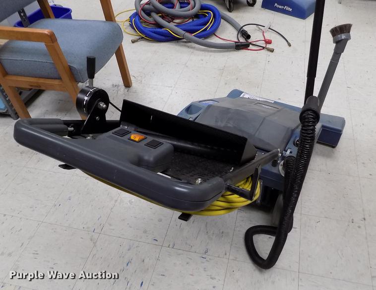 image for item DE0458 Powr-Flite Piranha PF2028 vacuum