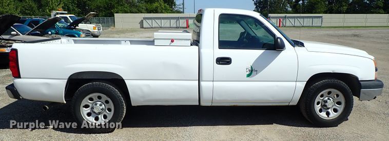 image for item DE0920 2006 Chevrolet Silverado 1500 pickup truck