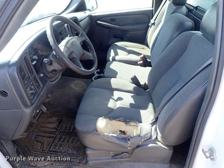 image for item DE0920 2006 Chevrolet Silverado 1500 pickup truck