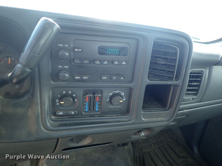 image for item DE0920 2006 Chevrolet Silverado 1500 pickup truck